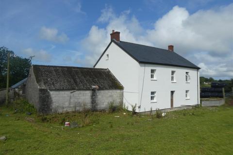 4 bedroom property with land for sale, Near Talgarreg, Llandysul