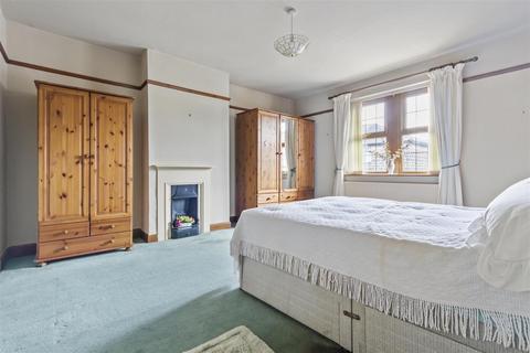 41 Ashtofts Mount, Guiseley, Leeds, LS20 9DB