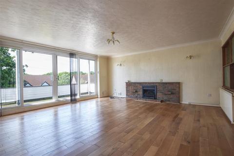 4 bedroom detached house for sale, Maple Walk, Bexhill-On-Sea