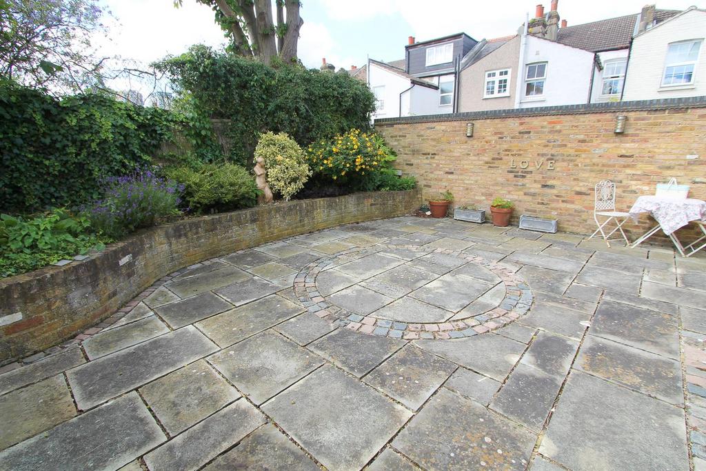 Garden b.jpg