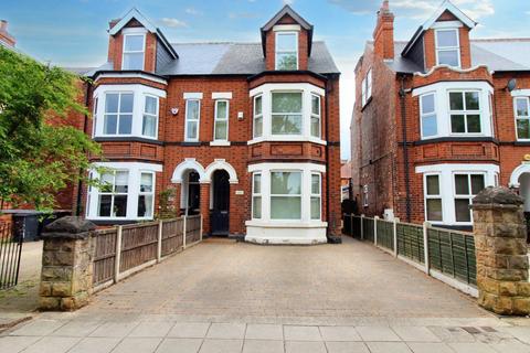 4 bedroom semi-detached house to rent, Dovecote Lane, Beeston, Nottingham, NG9 1HR
