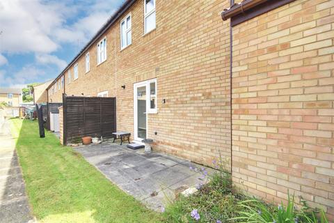 2 bedroom end of terrace house for sale, Harvest Court, St. Ives