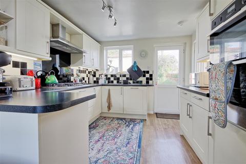 28 Ellesmere Road, Cambridge, CB4 2HP