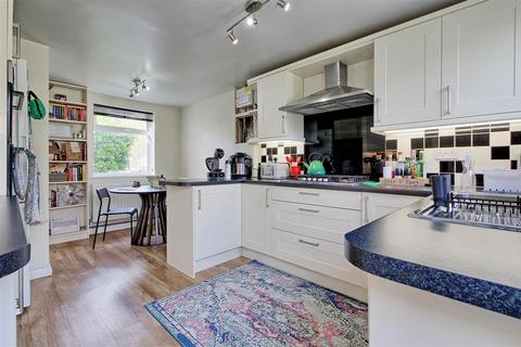 28 Ellesmere Road, Cambridge, CB4 2HP