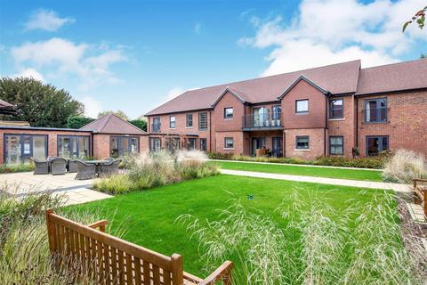 1 bedroom apartment for sale, Elizabeth House, St. Giles Mews, Stony Stratford, Milton Keynes, MK11 1HT