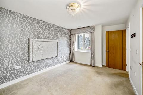 undefined, Moorfield Road, Denham Green