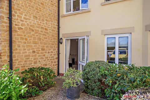 1 bedroom apartment for sale, Wingfield Court, Lenthay Road, Sherborne, DT9 6EG