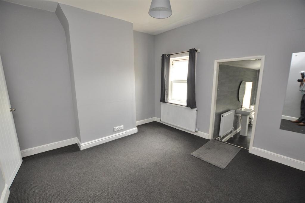 Rear Bedroom