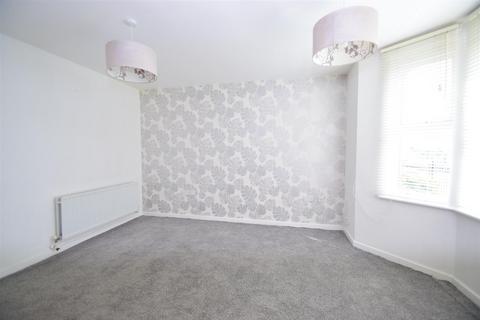 1 bedroom flat to rent, Hartington Court, Durham Road, Gateshead, NE8