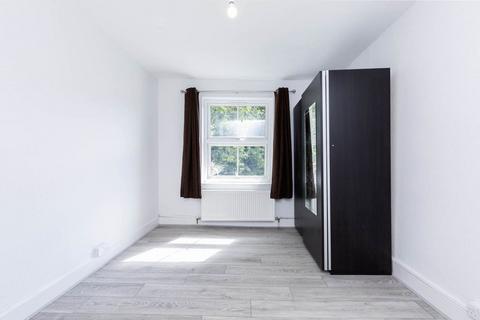 1 bedroom flat to rent, N16