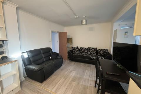 1 bedroom house to rent, Nottingham NG7