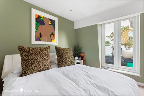 1b Wakeham Street, London, N1 3HP