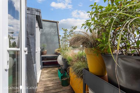 1b Wakeham Street, London, N1 3HP