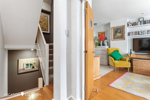 1b Wakeham Street, London, N1 3HP