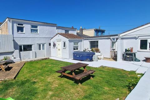 6 bedroom end of terrace house for sale, Stamps Lane, Redruth TR15