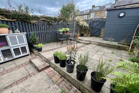 33 Avondale Road, Shipley, BD18 4QR