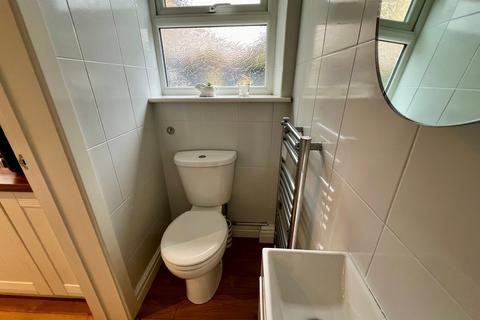 33 Avondale Road, Shipley, BD18 4QR