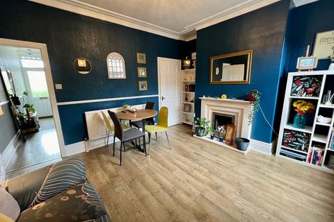 33 Avondale Road, Shipley, BD18 4QR