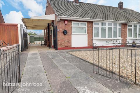 2 bedroom semi-detached bungalow for sale, Tennyson Avenue, Crewe