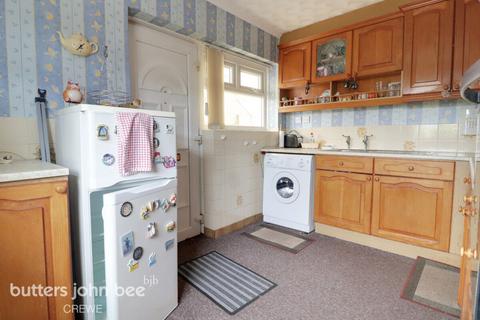 2 bedroom semi-detached bungalow for sale, Tennyson Avenue, Crewe