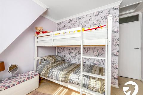 1b Lynors Avenue, Rochester, ME2 3NQ