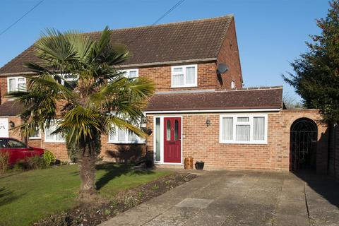 62 Talbot Avenue, Slough, SL3 8DE