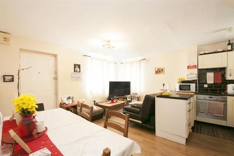 2 bedroom terraced house for sale, St. Thomas Walk, Colnbrook