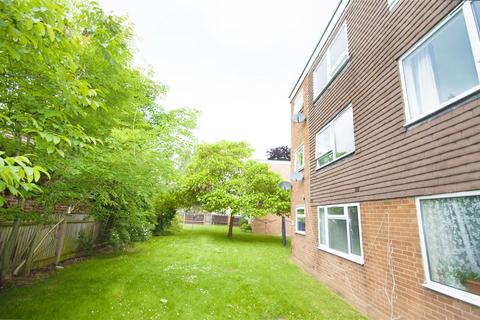 1 bedroom flat for sale, Tithe Court, Slough