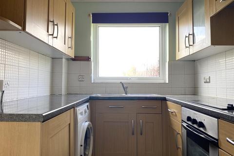 1 bedroom flat for sale, Tithe Court, Slough