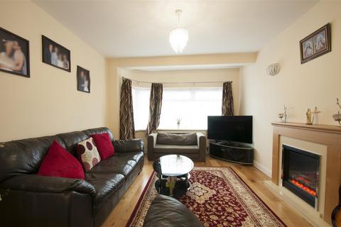 46 Cornwall Avenue, Slough, SL2 1AZ