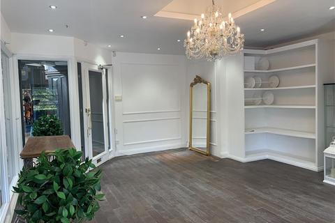 Shop to rent, Florence Walk, Bishop`s Stortford, Hertfordshire