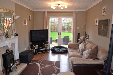 3 bedroom detached house to rent, Westside Road, Cranwell, NG34