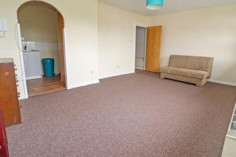 Studio for sale, King Georges Avenue, Watford, WD18