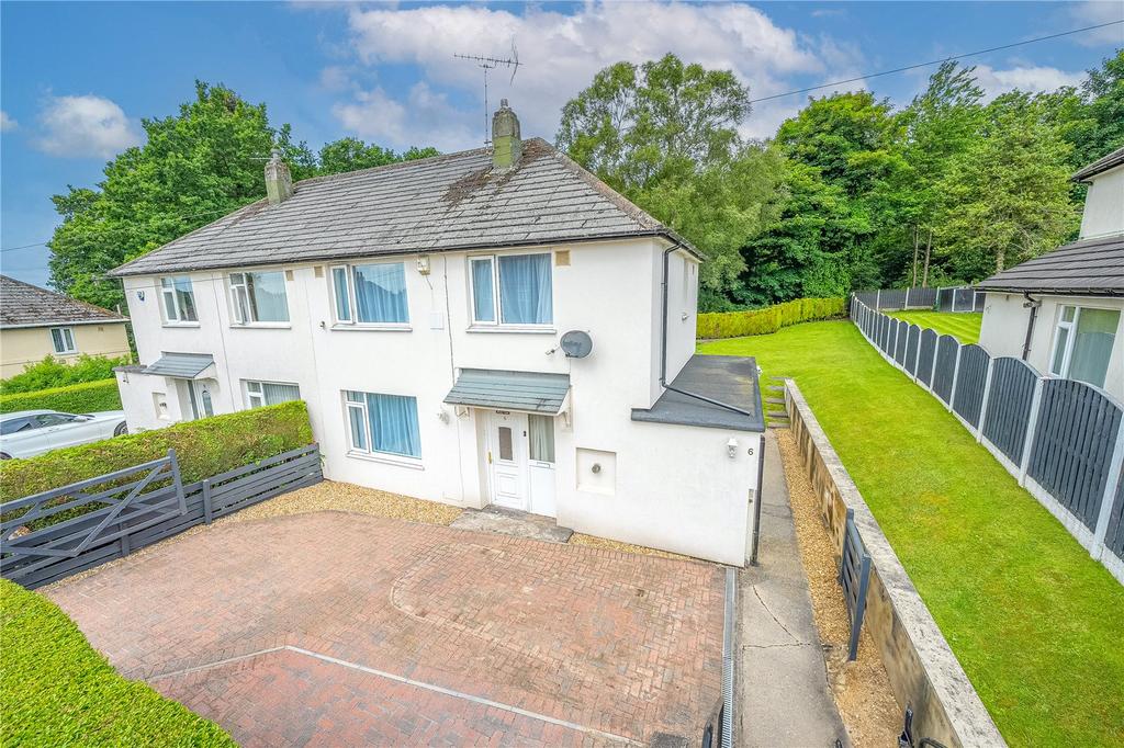 Deanswood View, Leeds, West Yorkshire 3 bed semidetached house for
