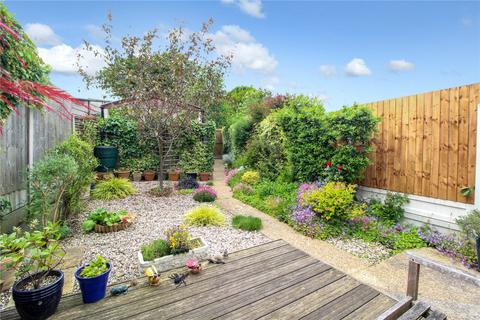 3 bedroom terraced house for sale, Bellhouse Lane, Leigh-on-Sea, SS9