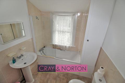 85a Woodside Road, London, SE25 5DP