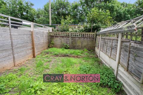85a Woodside Road, London, SE25 5DP