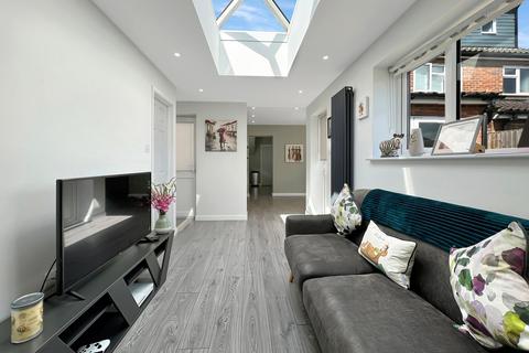 31 Alder Drive, Chelmsford, CM2 9EZ