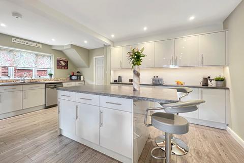 31 Alder Drive, Chelmsford, CM2 9EZ