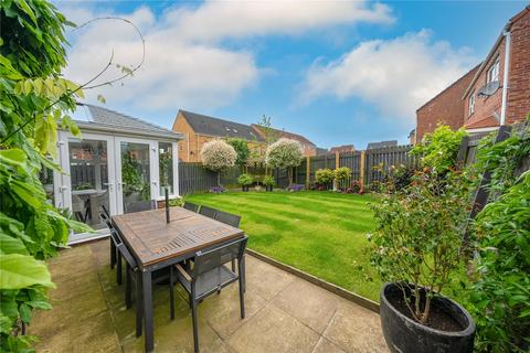9 Springfield Crescent, Lofthouse, Wakefield, WF3 3FQ