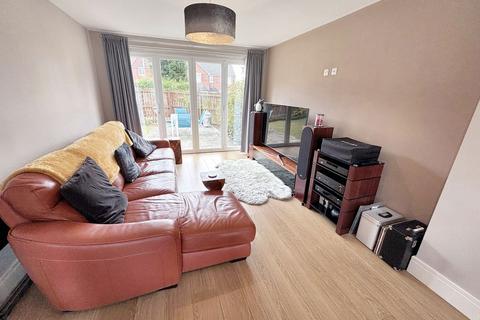 17 Elm Crescent, Birtley, Chester Le Street, DH3 1GH