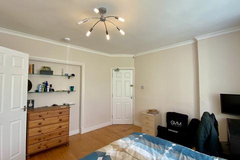 1 bedroom in a house share to rent, En-Suite, Milton Rd, Cambridge, CB4