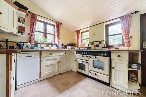 4 bedroom detached house for sale, Tumbler Hill, Swaffham