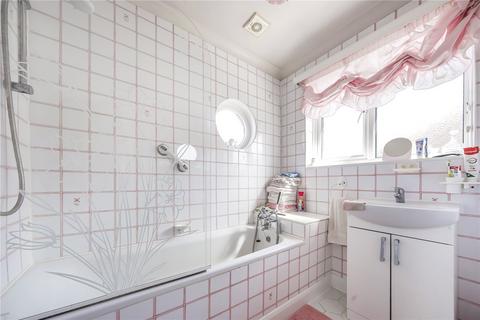 31 Fullbrooks Avenue, Worcester Park, KT4 7PE