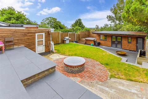 3 bedroom detached bungalow for sale, Carlton Road, Fareham, Hampshire