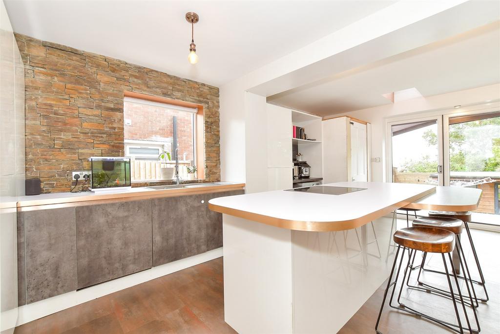 Lounge/Diner/ Kitchen