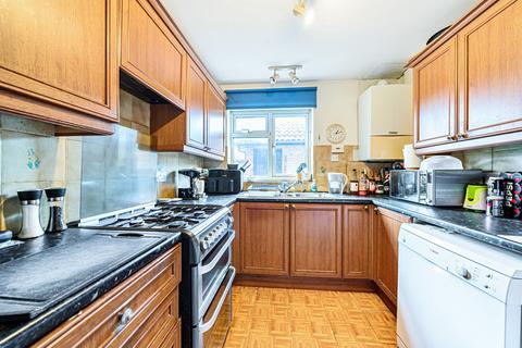 3 bedroom terraced house for sale, Blenheim Close, Alton, Hampshire, GU34