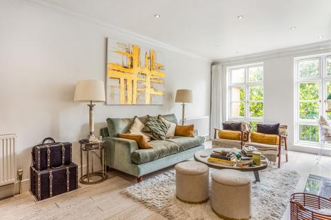 2 bedroom flat for sale, Holloway Drive, Virginia Water