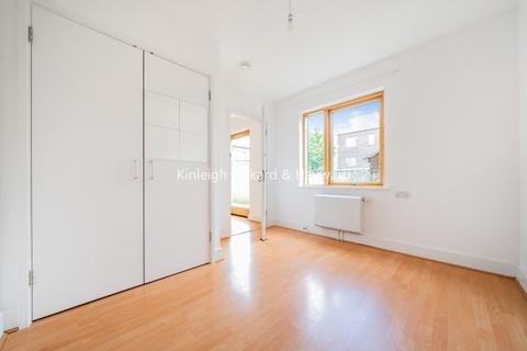 5 bedroom house to rent, Dora Way London SW9