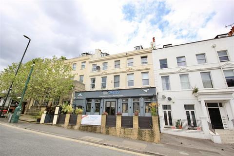 2 bedroom apartment for sale, Hudson House, Upper Norwich Road, Bournemouth, Bournemouth
